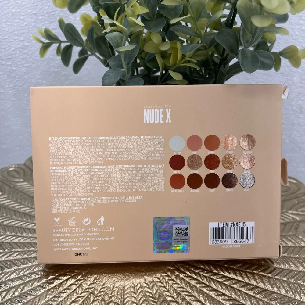 NWB NUDE X SHADOW PALETTE‎